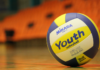 Sportowy koniec wakacji w Rychwale. Rodzinny rajd rowerowy i turniej siatkówki siatkówka